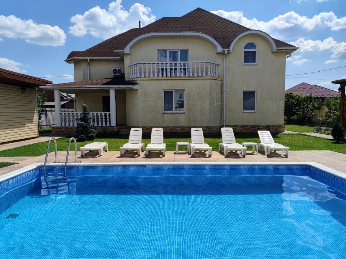 Villa Дом С Бассейном И Сауной Boryspilʼ Exterior foto